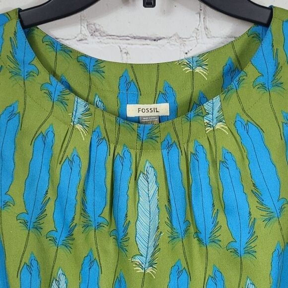 Fossil Silky Soft Feather Print Green Shift Dress Microfiber Sleeveless Tribal - Picture 3 of 10